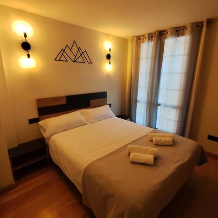 Апартаменти Duplex En Valencia D'Aneu Екстер'єр фото